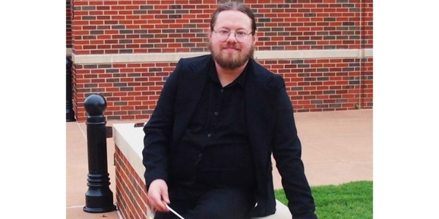 Youth Symphony of Southern Oregon taps Hooper as new music director, conductor