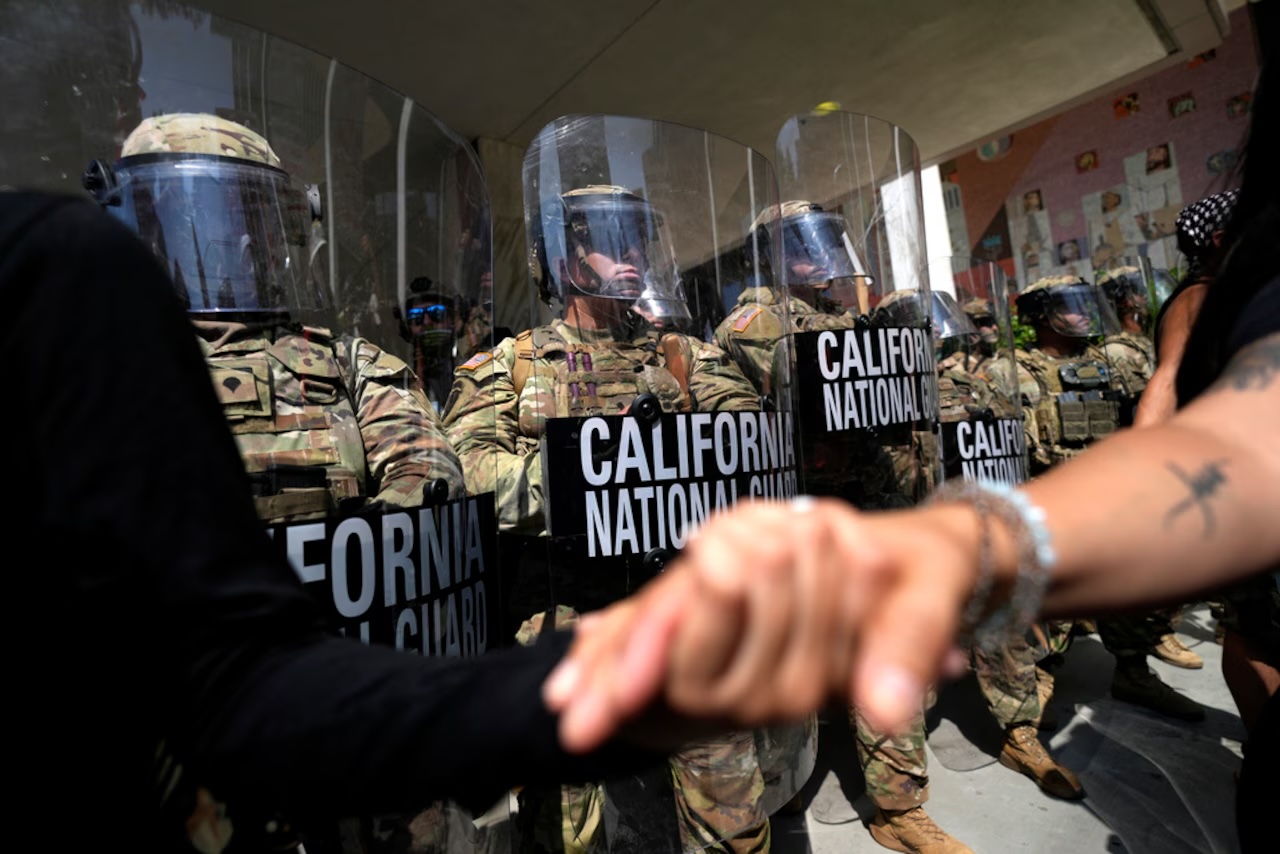 Judge will rule on whether to alter order barring Guard troops in Portland