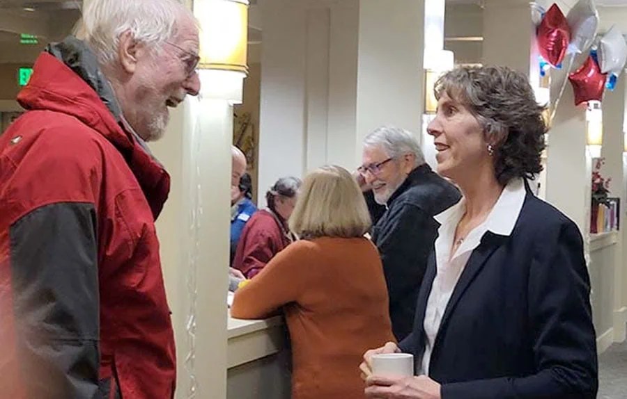 Democrat Denise Krause kicks off bid for Oregon State Senate