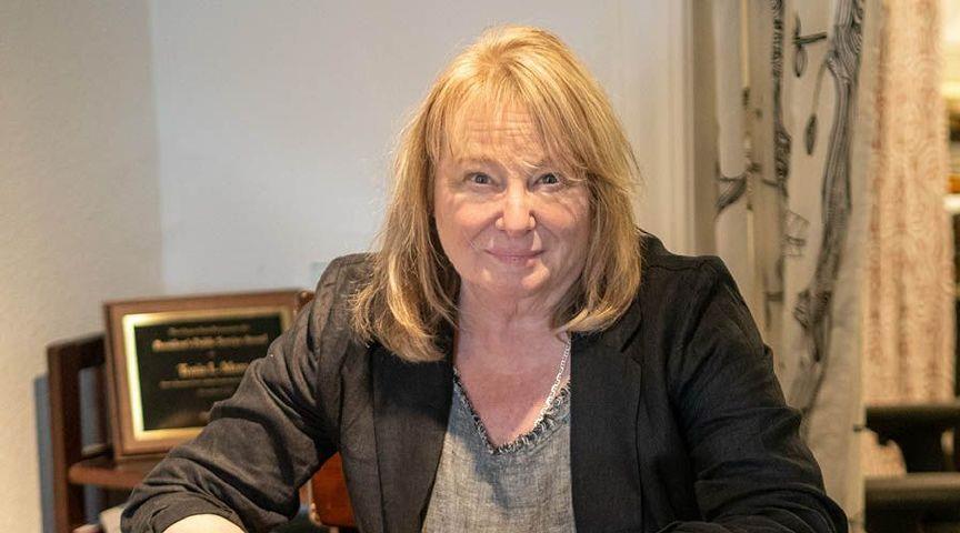 Rogue Valley attorney Tonia Moro announces bid for Oregon Senate